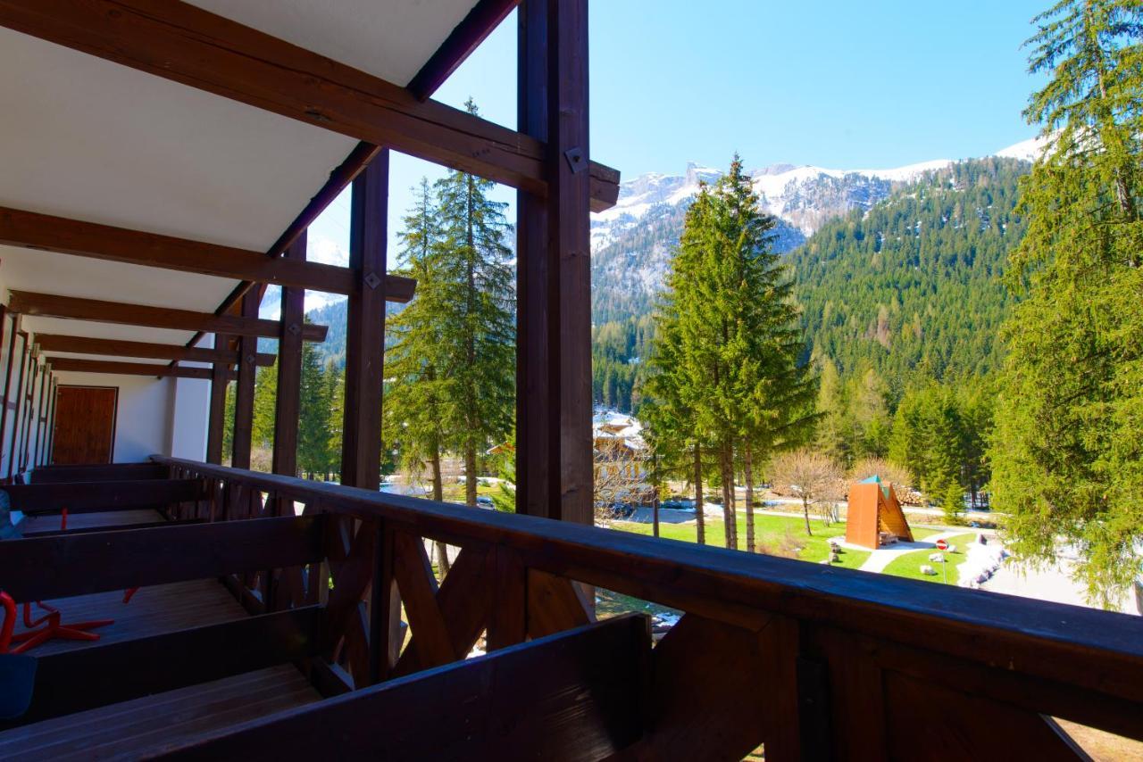 Park Hotel Faloria Canazei Esterno foto