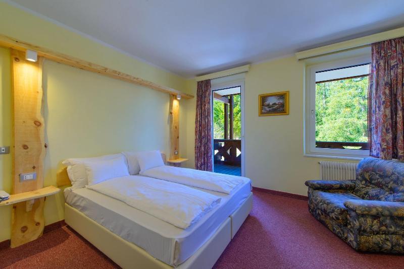 Park Hotel Faloria Canazei Esterno foto