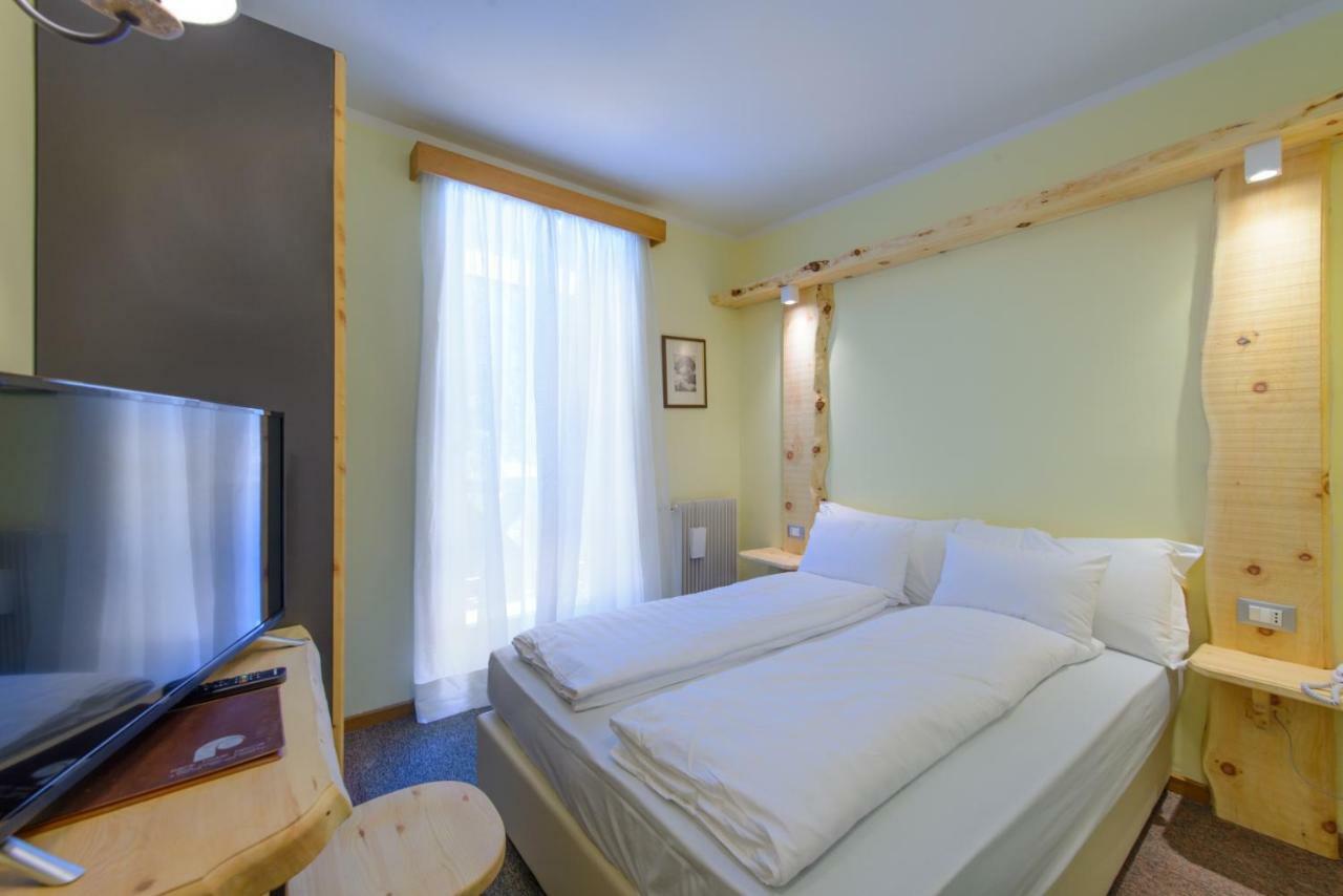 Park Hotel Faloria Canazei Esterno foto